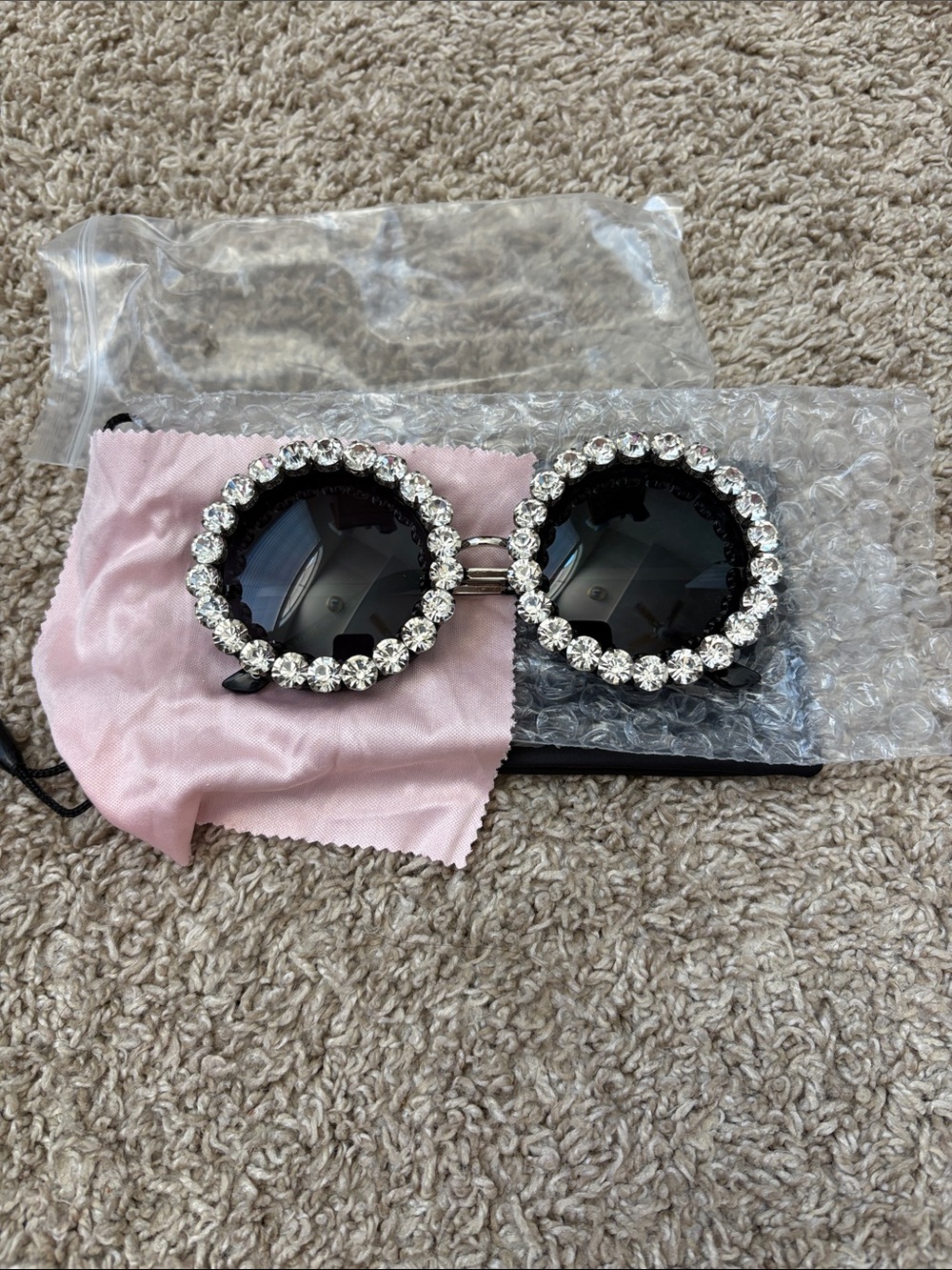 Crystal-Embellished Round Black Sunglasses